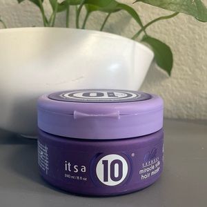 It's a 10 Haircare Silk Express Miracle Silk Hair Mask